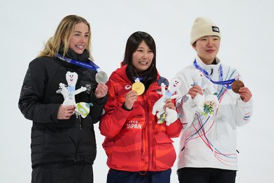 Подіум Олімпійських іграх у жіночому бігейрі в сноубордингу Подіум Олімпійських іграх у жіночому бігейрі в сноубордингу