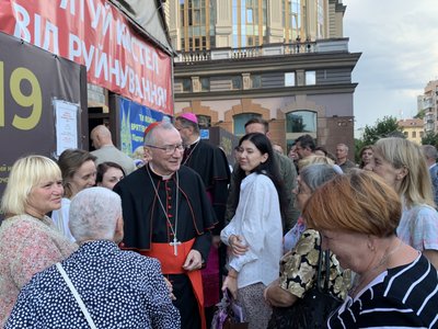Держсекретар Ватикану Паролін відвідав храм Святого Миколая в Києві Держсекретар Ватикану Паролін відвідав храм Святого Миколая в Києві