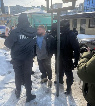 поліція, затримання, підозрюваний