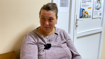 "Востаннє була у гінеколога 24 роки тому": як на Чернігівщині виїзна бригада лікарів обстежує людей "Востаннє була у гінеколога 24 роки тому": як на Чернігівщині виїзна бригада лікарів обстежує людей