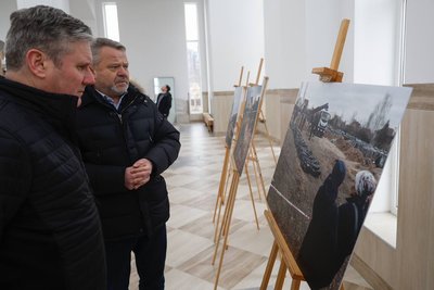 Неанонсований візит: лідер британської опозиції приїхав до Києва Неанонсований візит: лідер британської опозиції приїхав до Києва