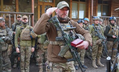 Генерал-полковник вручив нагороди десантникам Генерал-полковник вручив нагороди десантникам