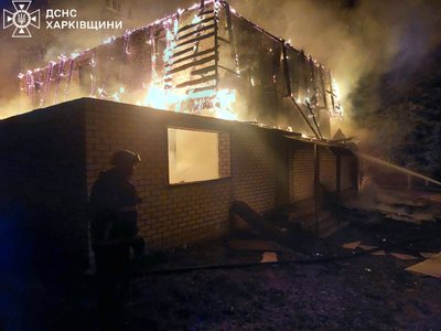 Куп'янщина була під обстрілом в ніч на 9 серпня, сталися пожежі Куп'янщина була під обстрілом в ніч на 9 серпня, сталися пожежі