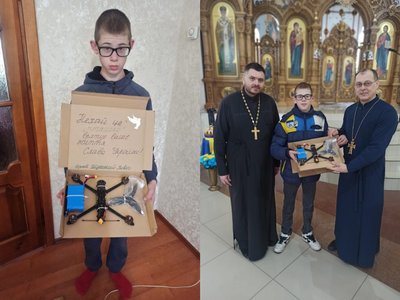 13-річний школяр із Волині за зібрані гроші купив для тероборонівців FPV-дрон 13-річний школяр із Волині за зібрані гроші купив для тероборонівців FPV-дрон