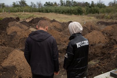 У справі про удар РФ по Грозі на Харківщині триває близько 250 експертиз: що слідству вдалося встановити за рік У справі про удар РФ по Грозі на Харківщині триває близько 250 експертиз: що слідству вдалося встановити за рік