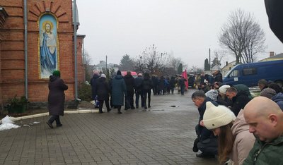 У Хмельницькому попрощалися із воїном Вадимом Жемчужніковим У Хмельницькому попрощалися із воїном Вадимом Жемчужніковим