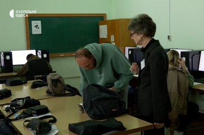 Чотири предмети і все в один день: в Одесі складають національний мультипредметний тест Чотири предмети і все в один день: в Одесі складають національний мультипредметний тест