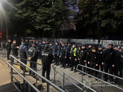 Понад 75 нарядів поліції та Нацгвардії патрулюватимуть Волинь уночі через загрозу блекауту Понад 75 нарядів поліції та Нацгвардії патрулюватимуть Волинь уночі через загрозу блекауту