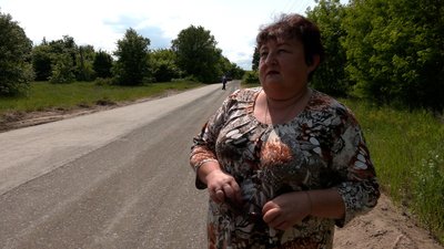 "Три роки громада писала звернення": у селі на Чернігівщині ремонтують дорогу, яку зруйнувала техніка росіян у 2022 році "Три роки громада писала звернення": у селі на Чернігівщині ремонтують дорогу, яку зруйнувала техніка росіян у 2022 році