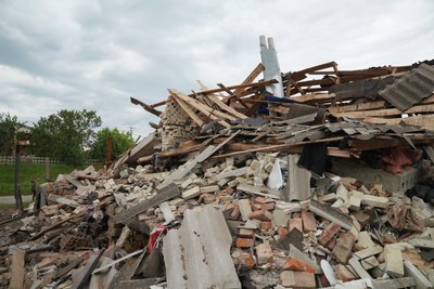 У Великому Бобрику на Сумщині попрощалися із двома загиблими внаслідок російської атаки У Великому Бобрику на Сумщині попрощалися із двома загиблими внаслідок російської атаки