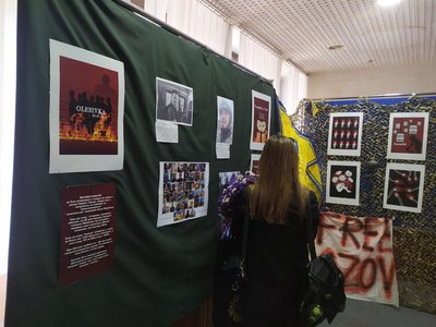 Захід, приурочений роковинам теракту в Оленівці Захід, приурочений роковинам теракту в Оленівці