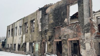 Фронт на 15 кілометрів ближче до Слов’янська. Чи змінилося місто | Роковини вторгнення Фронт на 15 кілометрів ближче до Слов’янська. Чи змінилося місто | Роковини вторгнення