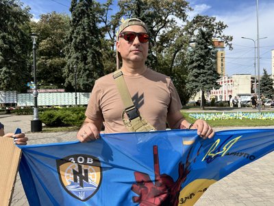 Понад 2 роки в полоні: у Павлограді пройшла акція "Free Azov" Понад 2 роки в полоні: у Павлограді пройшла акція "Free Azov"