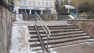 У Тернополі дитячу лікарню перевірили на доступність: чи знайшли порушення