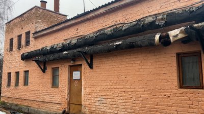 "Наші діти мерзнуть, а ви сидите в теплі": у Дубні батьки дошкільнят вимагали відновити опалення в дитсадку