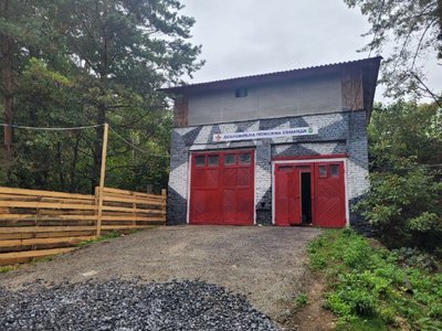 Ченці монастиря в Гурбах на Рівненщині допомагатимуть вірянам при пожежах Ченці монастиря в Гурбах на Рівненщині допомагатимуть вірянам при пожежах