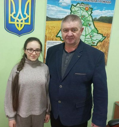 Школярка з Житомирщини Злата Скаскова за рік здобула п'ять гран-прі та 40 дипломів на різних пісенних конкурсах Школярка з Житомирщини Злата Скаскова за рік здобула п'ять гран-прі та 40 дипломів на різних пісенних конкурсах