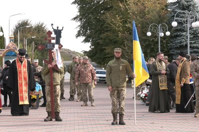 "Це не лише їхня війна": у Черкасах попрощалися з двома військовослужбовцями "Це не лише їхня війна": у Черкасах попрощалися з двома військовослужбовцями
