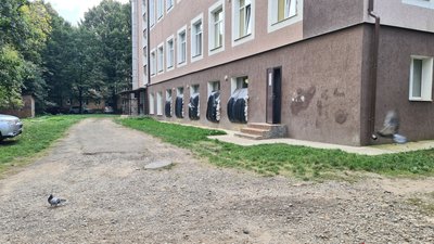 На проспекті Незалежності у Чернівцях планують відремонтувати міжбудинковий проїзд за майже 4,3 млн грн На проспекті Незалежності у Чернівцях планують відремонтувати міжбудинковий проїзд за майже 4,3 млн грн