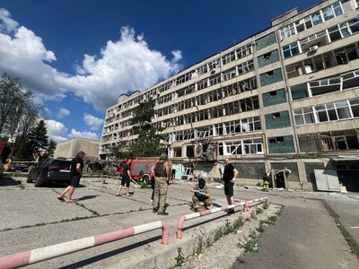 У Київському районі Харкова сталося влучання російської КАБ, 15 липня 2026 року У Київському районі Харкова сталося влучання російської КАБ, 15 липня 2026 року