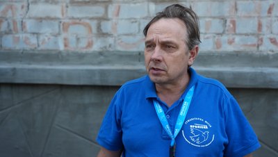 співробітник гуманітарної місії Євген Ткачов евакуація допомога люди Часів Яр Покровськ Донецька область
