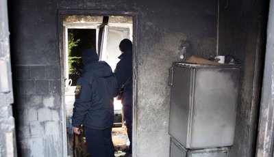 На Хмельниччині горіла кімната у гуртожитку: є травмований На Хмельниччині горіла кімната у гуртожитку: є травмований