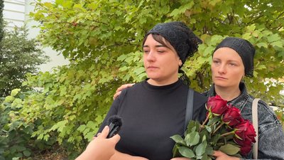 У Сумах поховали загиблого під час обстрілу лікарні Андрія Ганжалу У Сумах поховали загиблого під час обстрілу лікарні Андрія Ганжалу