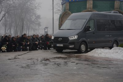 У Черкасах попрощалися із чотирма поліцейськими У Черкасах попрощалися із чотирма поліцейськими