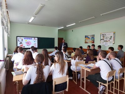 У формі гри, із застосуванням 3-D окулярів: історія вчителя географії з Вінниччини У формі гри, із застосуванням 3-D окулярів: історія вчителя географії з Вінниччини