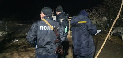 В Одеській області через пожежу загинули жінка і троє дітей В Одеській області через пожежу загинули жінка і троє дітей