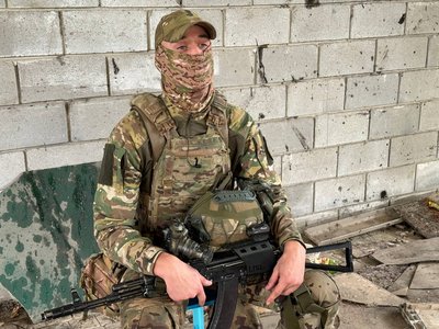Боронять Херсонщину: історії бійців 34 полку Нацгвардії України Боронять Херсонщину: історії бійців 34 полку Нацгвардії України