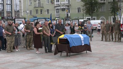 З полковником Олександром Желтовим та сержантом Андрієм Рубановим попрощалися у Рівному З полковником Олександром Желтовим та сержантом Андрієм Рубановим попрощалися у Рівному