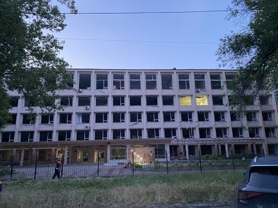 Троє загиблих та 13 поранених: Росія атакувала цивільні об'єкти в Одесі з моря Троє загиблих та 13 поранених: Росія атакувала цивільні об'єкти в Одесі з моря