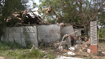 Прийшов по воду і в цей момент прилетів БпЛА: що відомо про чоловіка з Чернігівщини, який загинув внаслідок атаки РФ Прийшов по воду і в цей момент прилетів БпЛА: що відомо про чоловіка з Чернігівщини, який загинув внаслідок атаки РФ