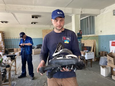 Харківське підприємство виготовило 250 пар протимінного взуття Харківське підприємство виготовило 250 пар протимінного взуття