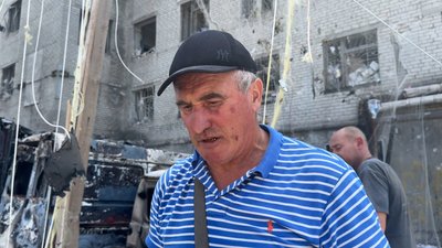 Удар по лікарняному містечку та житлових кварталах Краматорська. Що містяни розповіли про російську атаку Удар по лікарняному містечку та житлових кварталах Краматорська. Що містяни розповіли про російську атаку