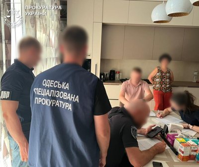 В Одесі викрили схему постачання 20 тонн неякісного масла для військових В Одесі викрили схему постачання 20 тонн неякісного масла для військових