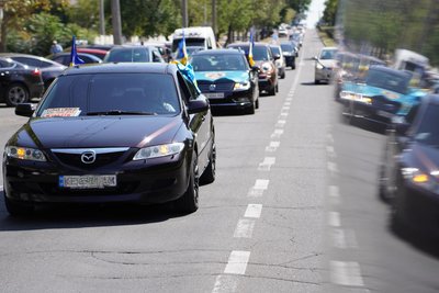 У Миколаєві відбувся автопробіг до Дня Незалежності України У Миколаєві відбувся автопробіг до Дня Незалежності України