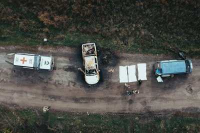 "З орками працюєш майже як на конвеєрі": як ексгумують тіла військових у прифронтових зонах "З орками працюєш майже як на конвеєрі": як ексгумують тіла військових у прифронтових зонах