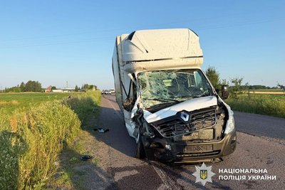 Черепно-мозкова травма та мозкова кома: внаслідок ДТП був травмований тракторист на Рівненщині — поліція Черепно-мозкова травма та мозкова кома: внаслідок ДТП був травмований тракторист на Рівненщині — поліція
