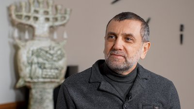 "У цій могилі лежать предки мого діда": черкащанин розповів про родичів-жертв Голокосту "У цій могилі лежать предки мого діда": черкащанин розповів про родичів-жертв Голокосту