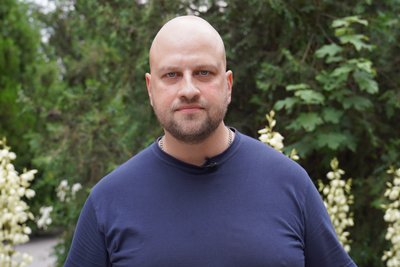 Дві дівчини досі в реанімації. У Камʼянському сталась ДТП з підлітками: що кажуть медики та правоохоронці Дві дівчини досі в реанімації. У Камʼянському сталась ДТП з підлітками: що кажуть медики та правоохоронці