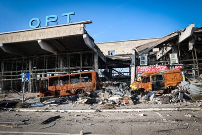 "Доводилось знімати трупи": херсонський фотограф в Одесі розповів про роботу в окупації "Доводилось знімати трупи": херсонський фотограф в Одесі розповів про роботу в окупації