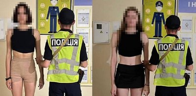 Танці на столичному кладовищі. Поліція затримала двох киянок Танці на столичному кладовищі. Поліція затримала двох киянок
