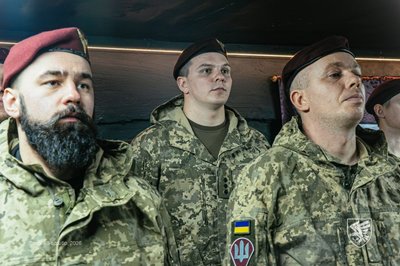 Олександр Сирський відвідав 95-ту десантно-штурмову бригаду та вручив нагороди Олександр Сирський відвідав 95-ту десантно-штурмову бригаду та вручив нагороди