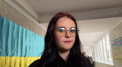 "Дуже добра пара була": у Запоріжжі попрощались з 18-річними Софією Осадчою та Степаном Штиком, котрих вбив дрон РФ "Дуже добра пара була": у Запоріжжі попрощались з 18-річними Софією Осадчою та Степаном Штиком, котрих вбив дрон РФ