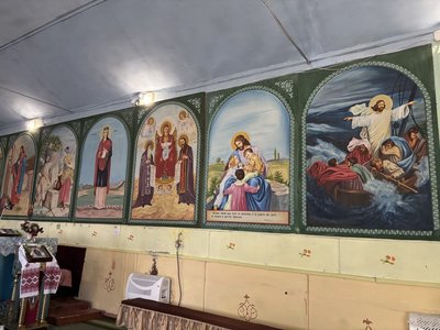 Художник із Житомирщини написав понад 70 ікон для храмів Бердичівської громади