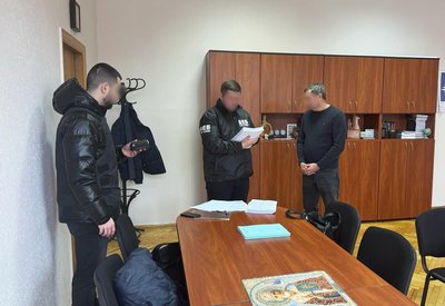 Витратили 2,4 млн грн на незакінчений ремонт: БЕБ перевіряє дії підрядника і керівника вишу в Києві Витратили 2,4 млн грн на незакінчений ремонт: БЕБ перевіряє дії підрядника і керівника вишу в Києві