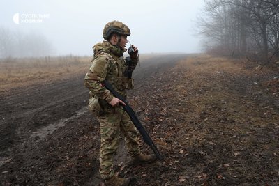 Командир батареї артдивізіону 37 бригади морпіхів з позивним Борець на Курахівському напрямку Командир батареї артдивізіону 37 бригади морпіхів з позивним Борець на Курахівському напрямку