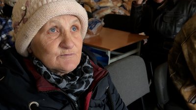 “Часто прилітає. Страшно” Як із Дружківки евакуюють людей під дронами та авіабомбами “Часто прилітає. Страшно” Як із Дружківки евакуюють людей під дронами та авіабомбами